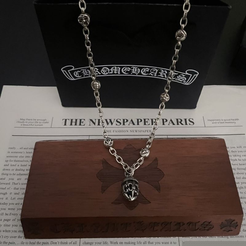 Ch**me He**ts necklaces